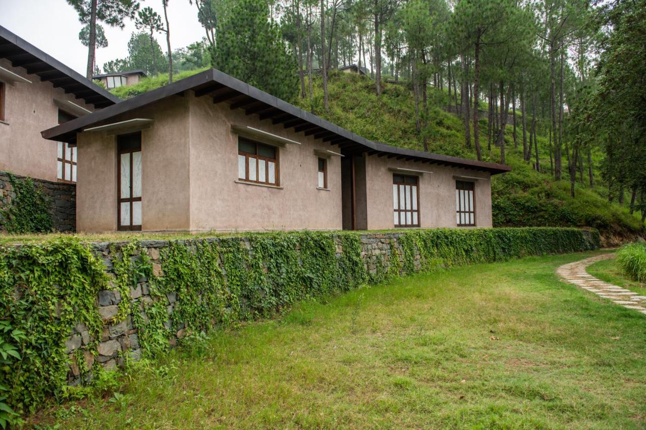 Amaya Kasauli Bagian luar foto