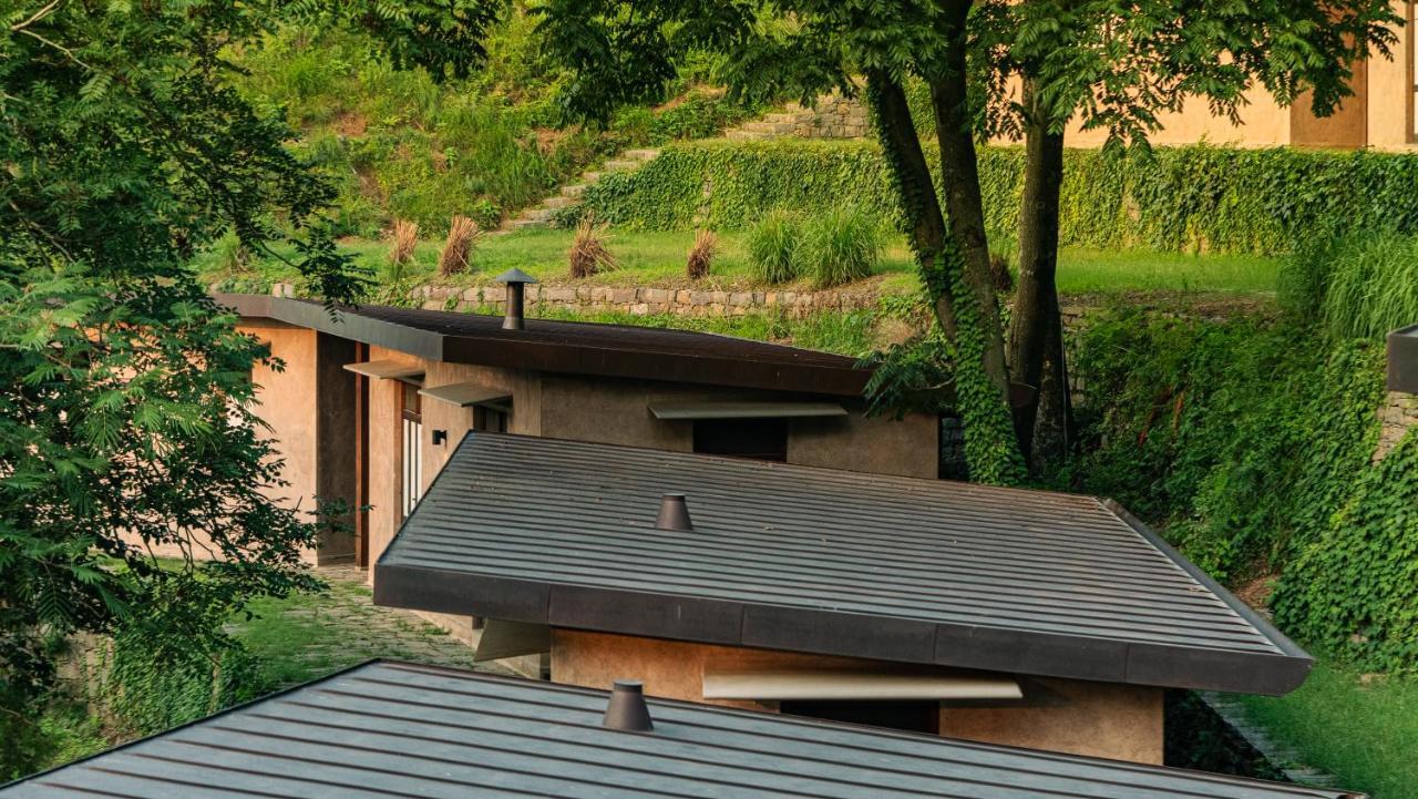 Amaya Kasauli Bagian luar foto
