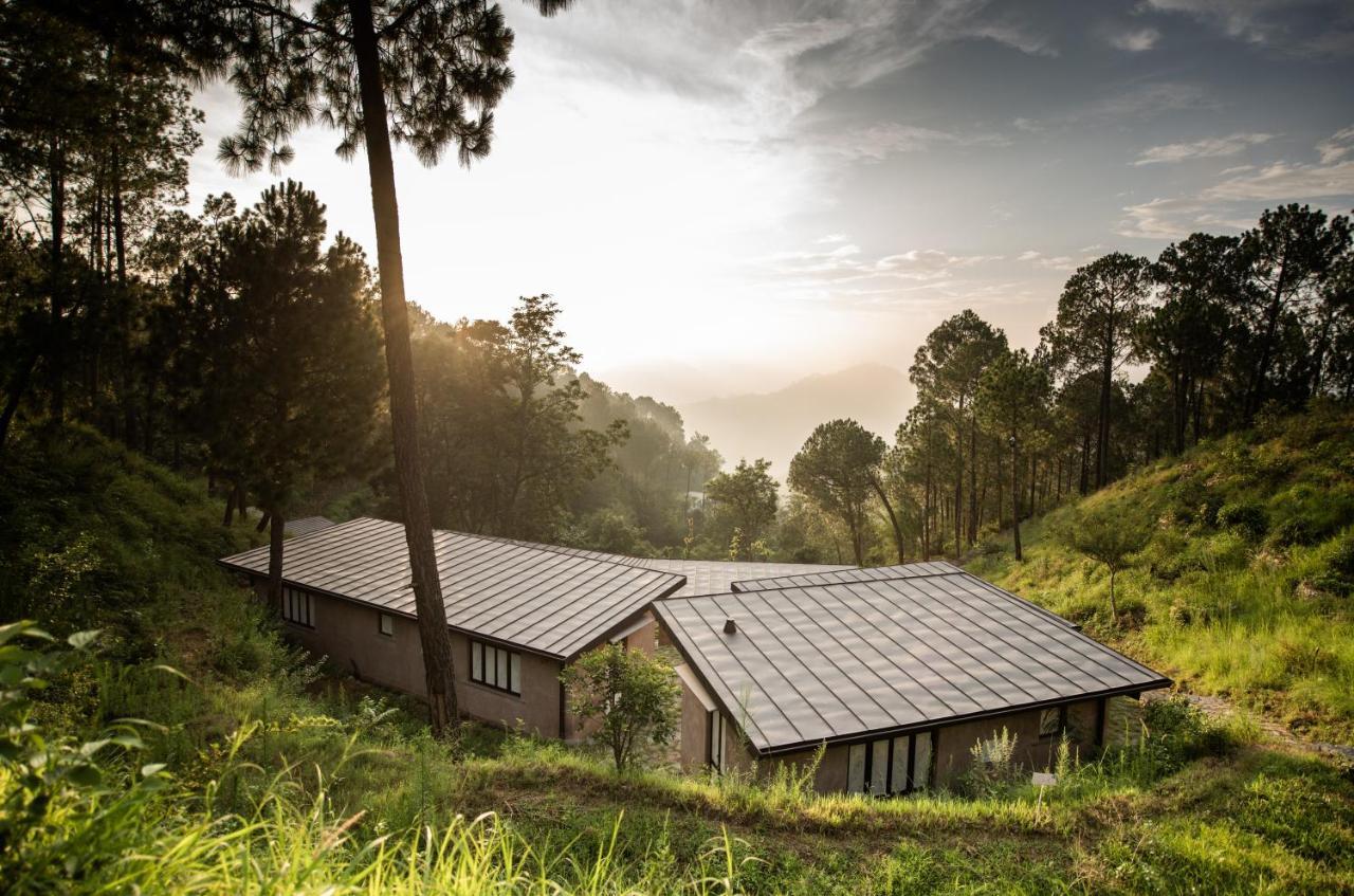 Amaya Kasauli Bagian luar foto