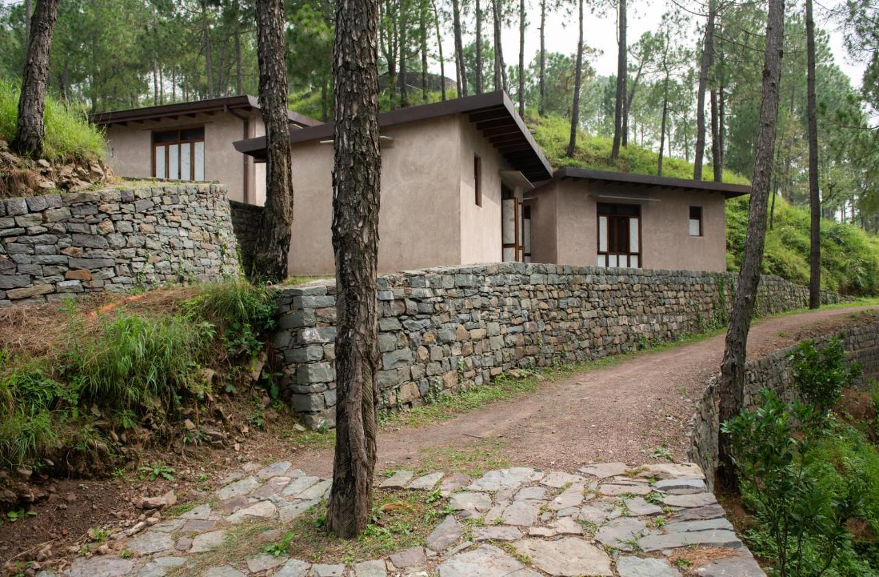 Amaya Kasauli Bagian luar foto